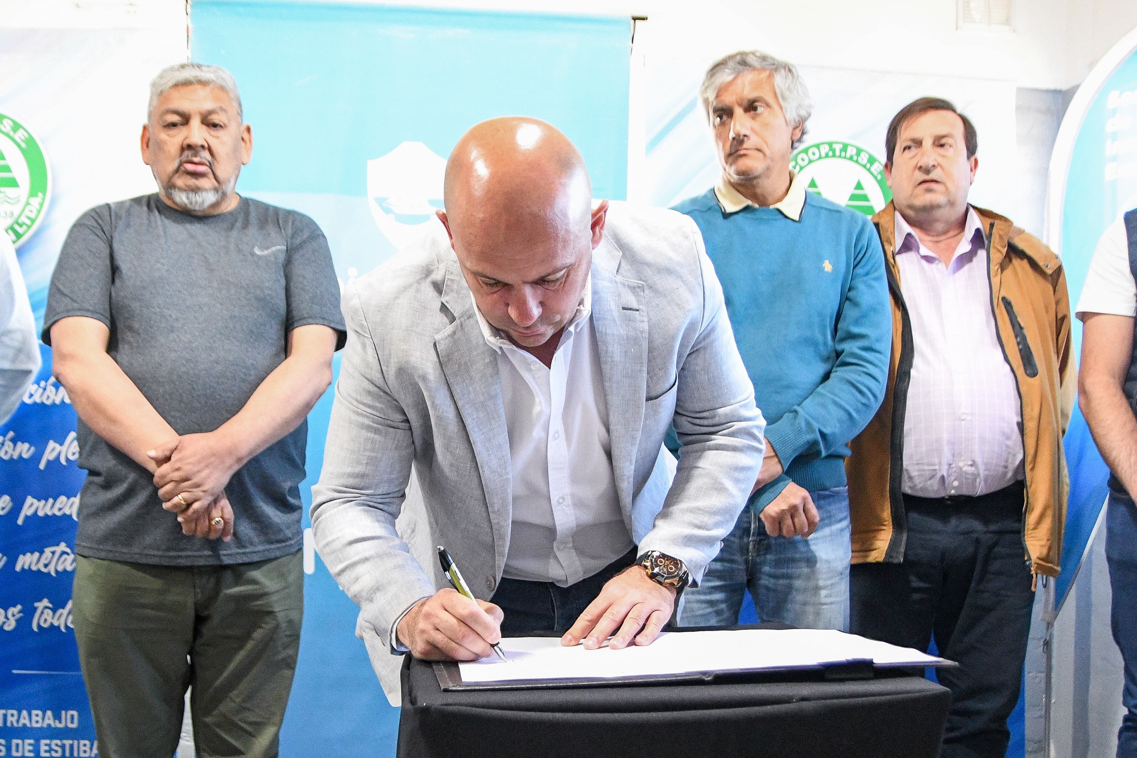 Sastre destaco al gran cantidad de capacitaciones a nuestros vecinos