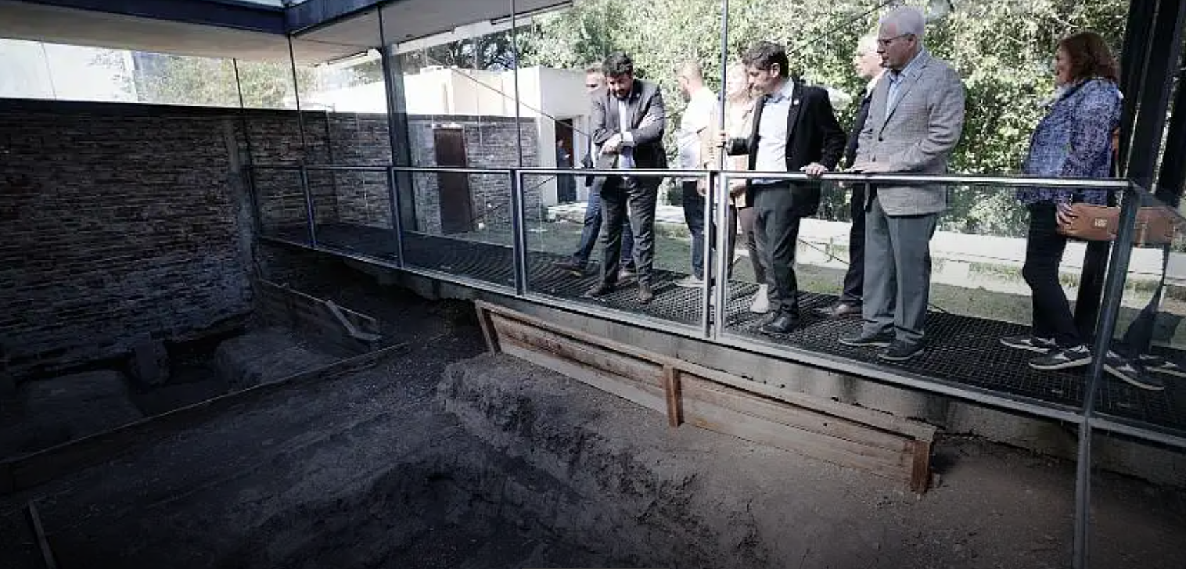 Kicillof visitó el ex-centro clandestino de detención “Destacamento Arana”