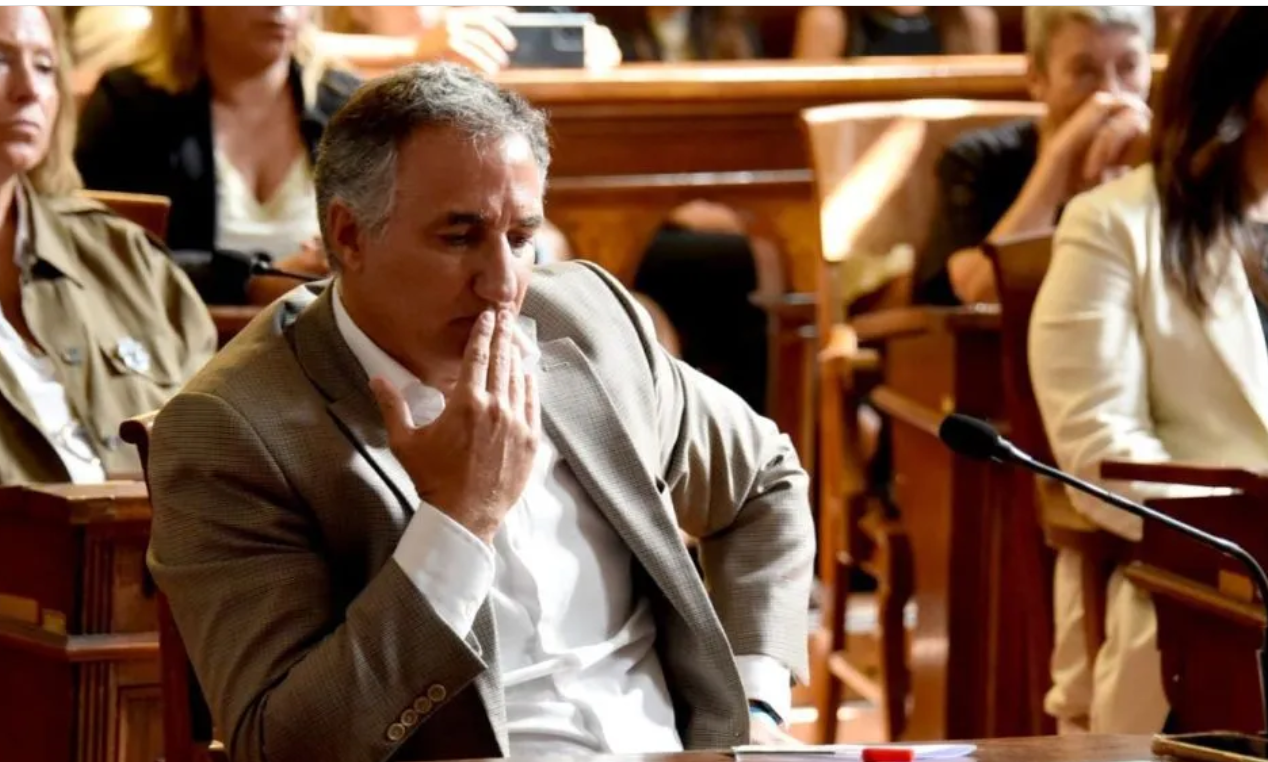 Acción Tandilense-LLA presentó proyecto de ordenanza para prohibir la actividad de «trapitos» en la vía pública
