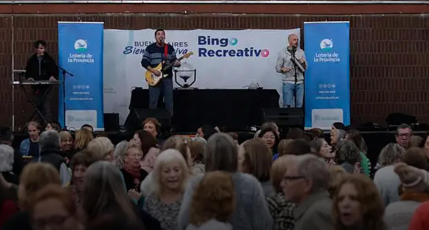 Más de 500 adultos mayores disfrutaron del primer Bingo Recreativo gratuito en Tandil