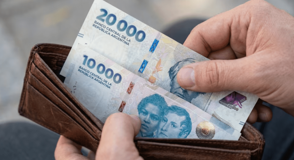 Aumentó la desigualdad en Argentina: el 10% más rico gana 15 veces más que el sector de menores ingresos.