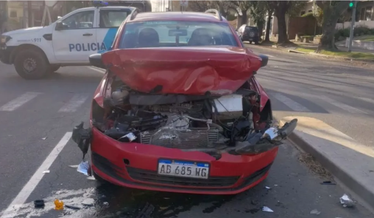 Una menor fue trasladada al hospital tras un choque en Avellaneda y Alsina