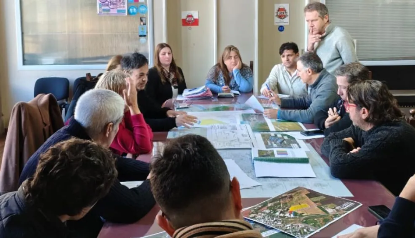 Salceda pidió cautela con el nuevo Parque Industrial Privado: «No estamos obligados a decir que sí y taparnos los ojos»