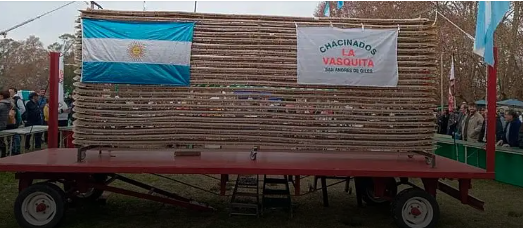 San Andrés de Giles superó a Tandil y se quedó con el récord del salame más largo