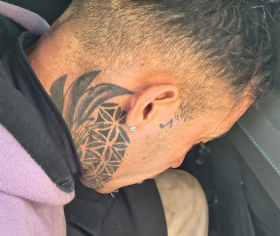El asesino “Oreja tatuada” Fernández, de Villa Ocampo fue detenido en Buenos Aires, después de estar prófugo diez años.