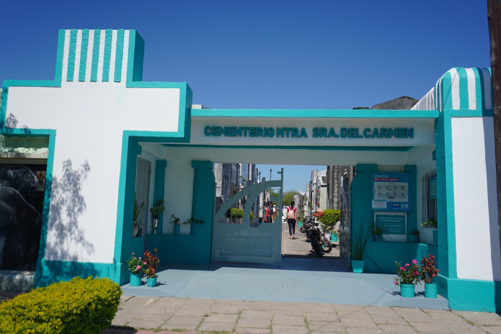 Cementerio2.jpg Acondicionan cementerios municipales para recibir a los visitantes por el Día de la Madre
