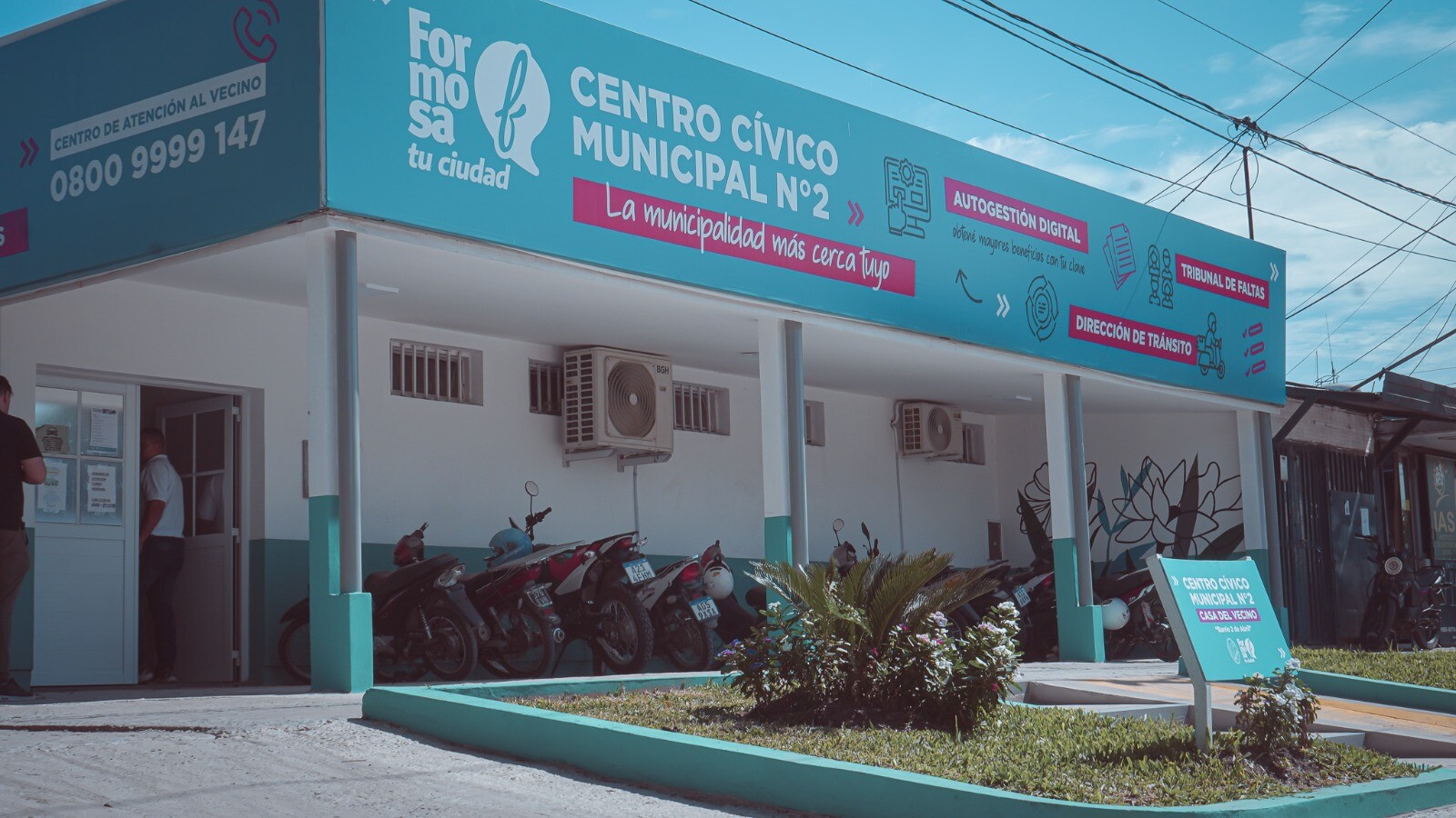 Centro Cívico.jpg El Centro Cívico Municipal N° 2 ofrece múltiples servicios y beneficia a vecinos de números barrios