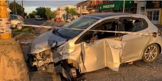 Impactante Accidente en la madrugada de hoy- Una Mujer lesionada