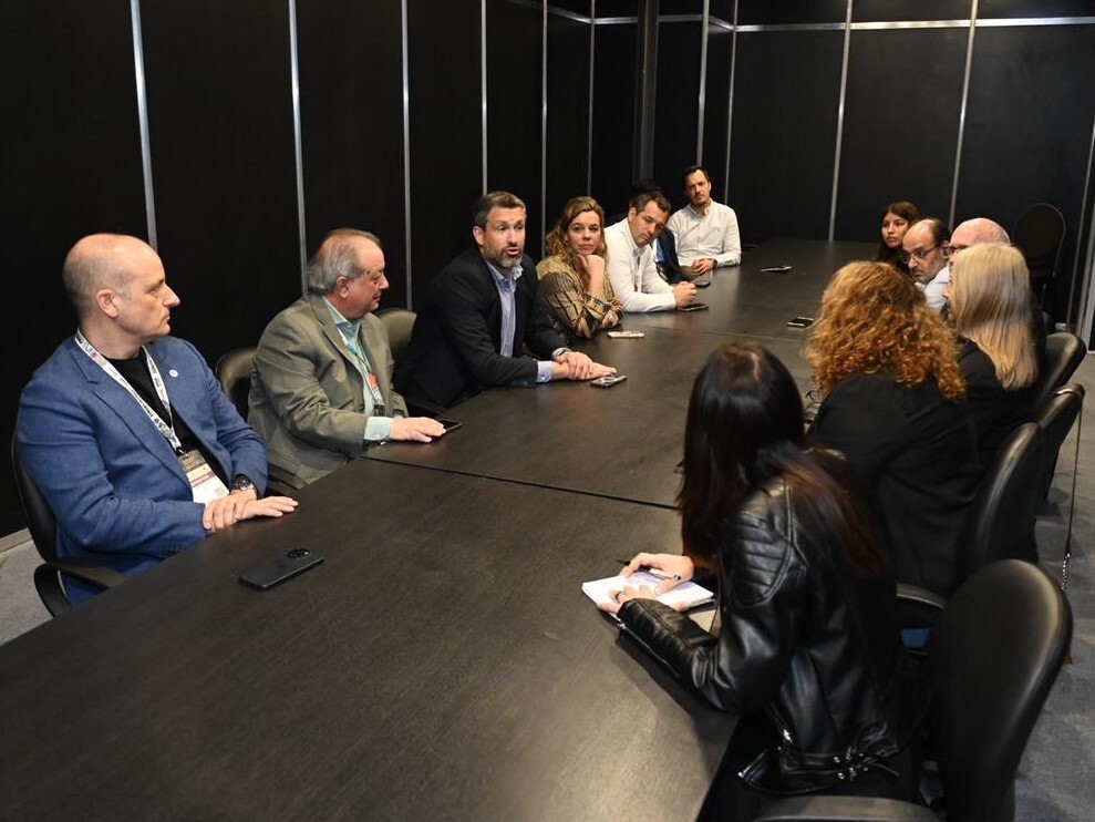 Chubut afianza su relación con industria de cruceros (1).jpg