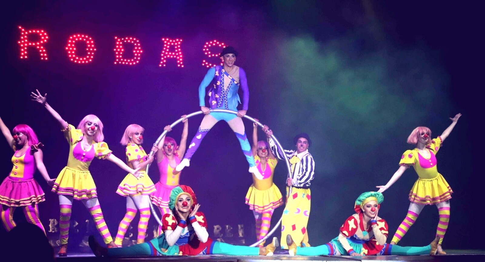 Circo ROdas2.jpeg Circo ROdas2.jpeg