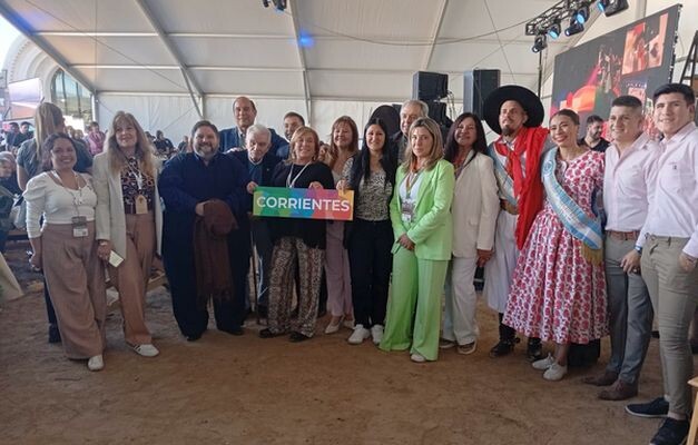 Clipboard_09-29-2025_62.jpg Corrientes presentó la 35° Fiesta Nacional del Chamamé en la feria más importante del turismo
