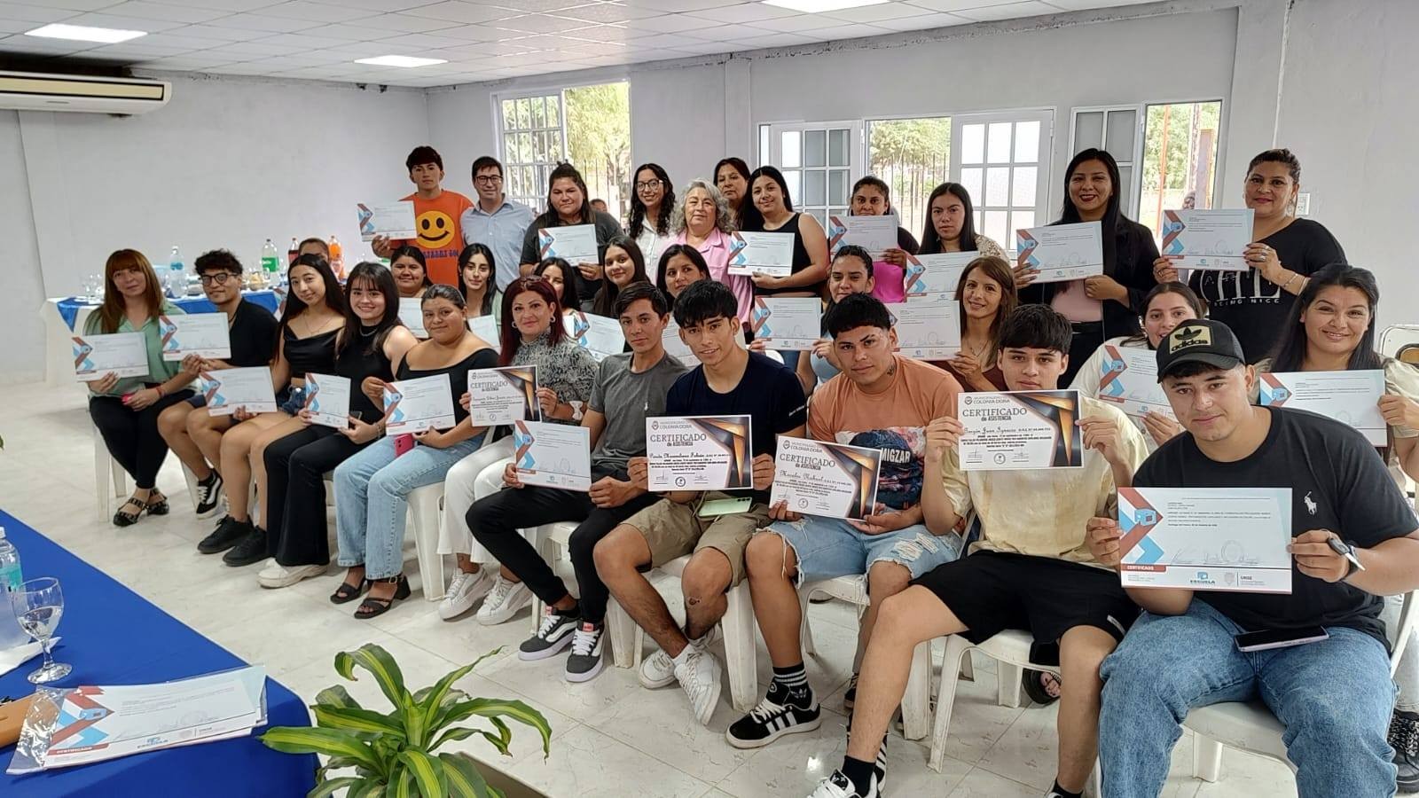 Acto de colación del curso de peluquería básica