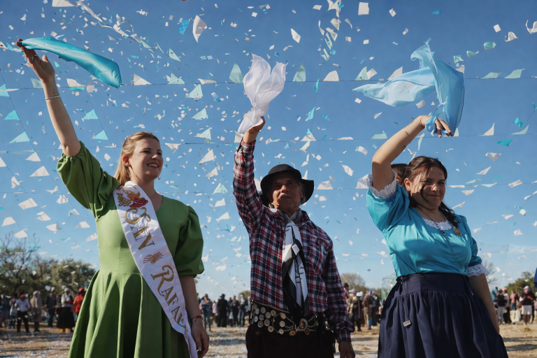 Pericón, Velada de Gala y Actos del 25 de Mayo en San Rafael