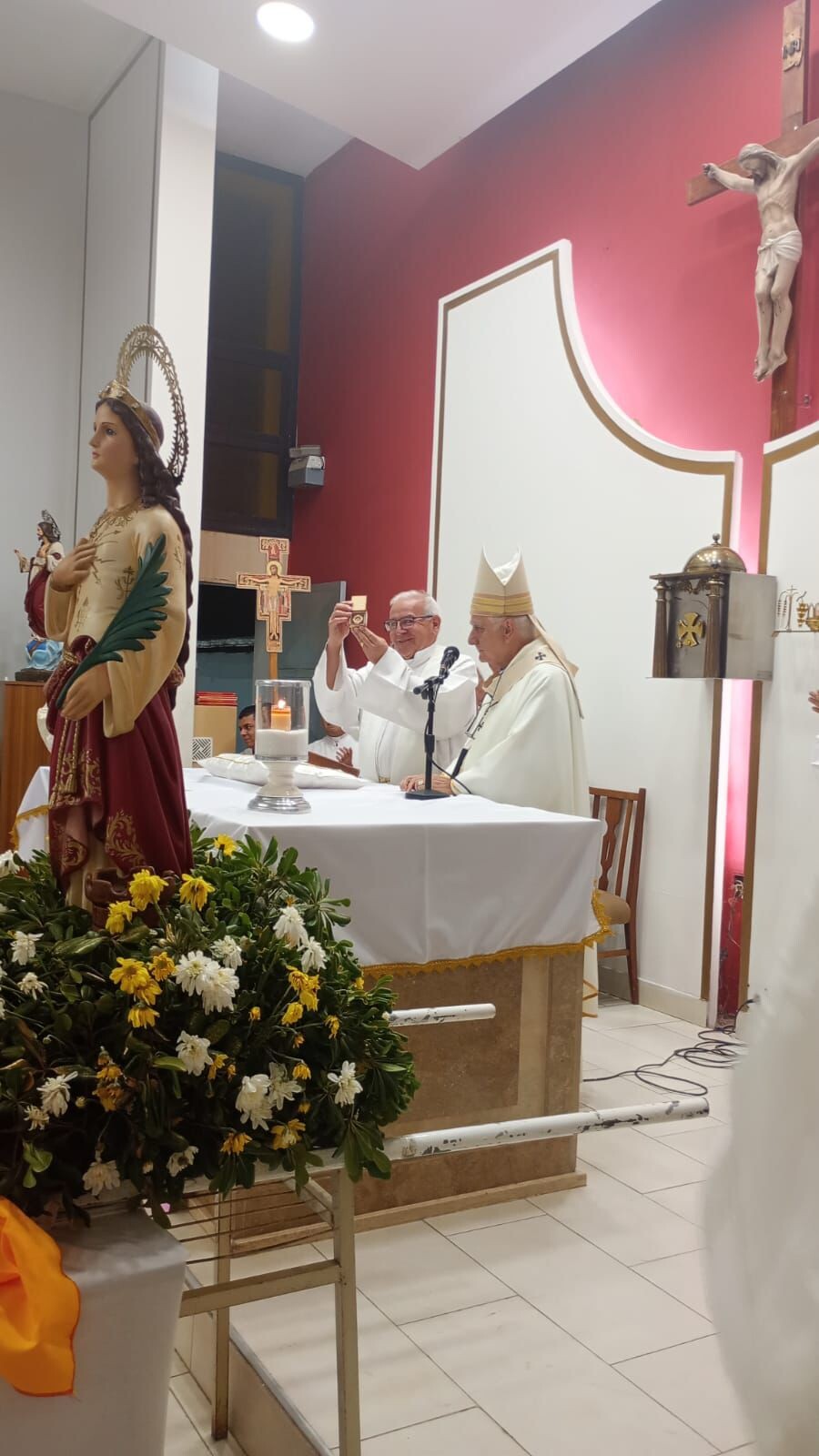 El Arzobispo de San Juan entregó reliquias de primer grado al Centro Evangelizador Santo Cura Brochero