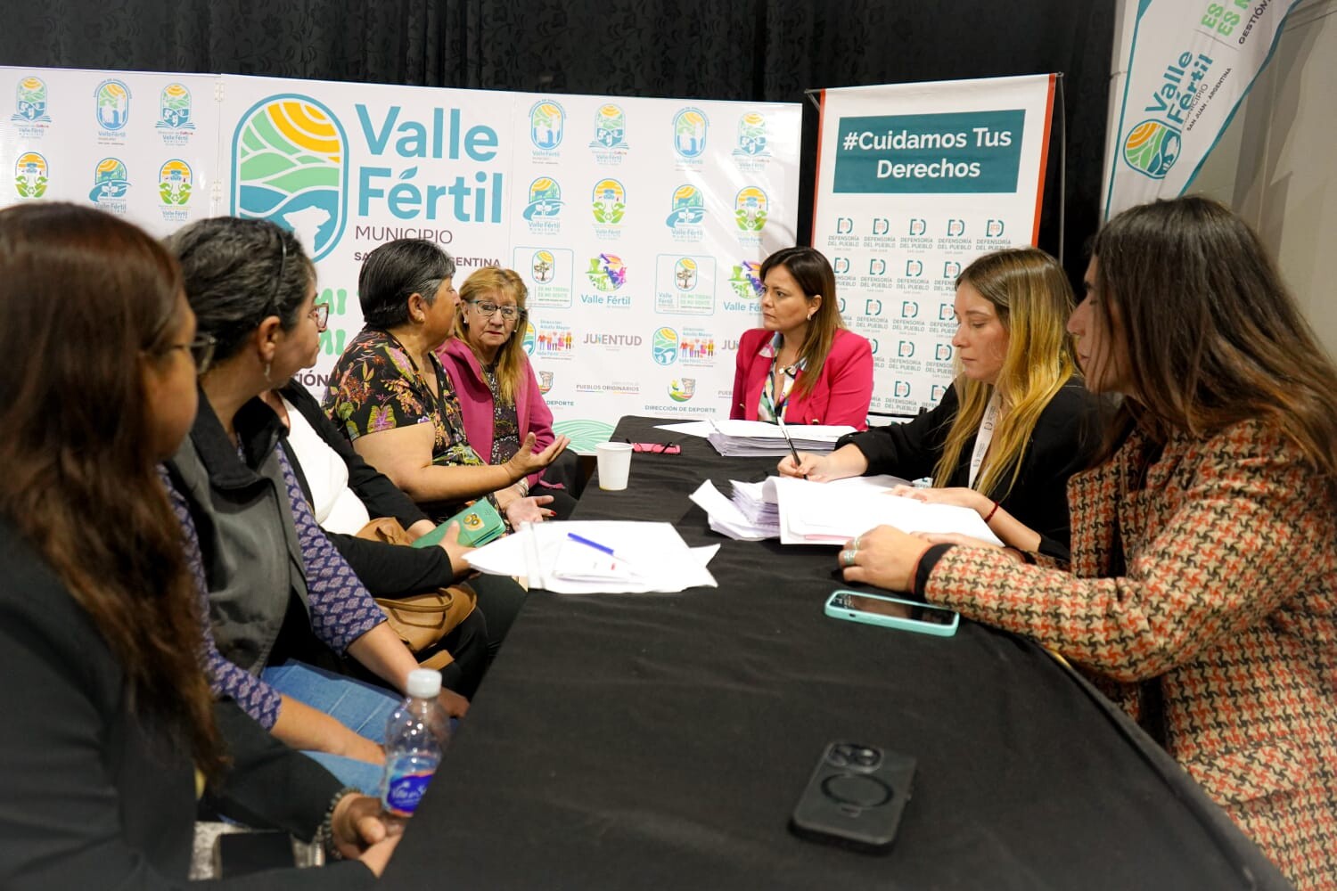 VALLE FÉRTIL: la Defensoría del Pueblo asiste a los vecinos