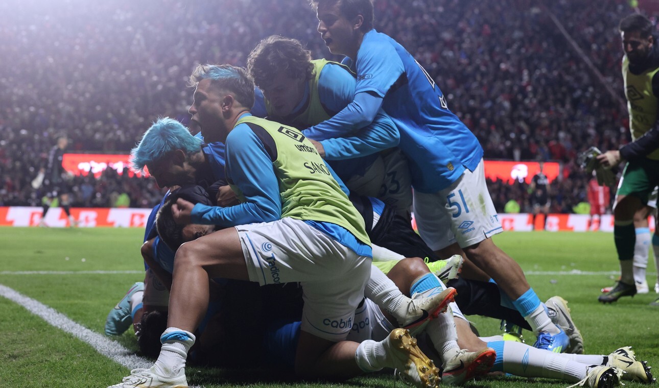 En una tanda increíble, Belgrano eliminó a Argentinos y enfrentará a River en la final