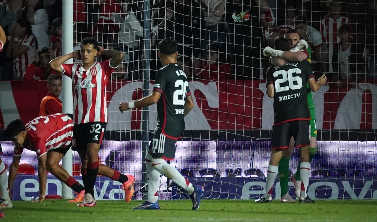 DEPORTES ESTUDIANTES RIVER ARMANI 29 del 11 del 24.jpg DEPORTES ESTUDIANTES RIVER ARMANI 29 del 11 del 24.jpg