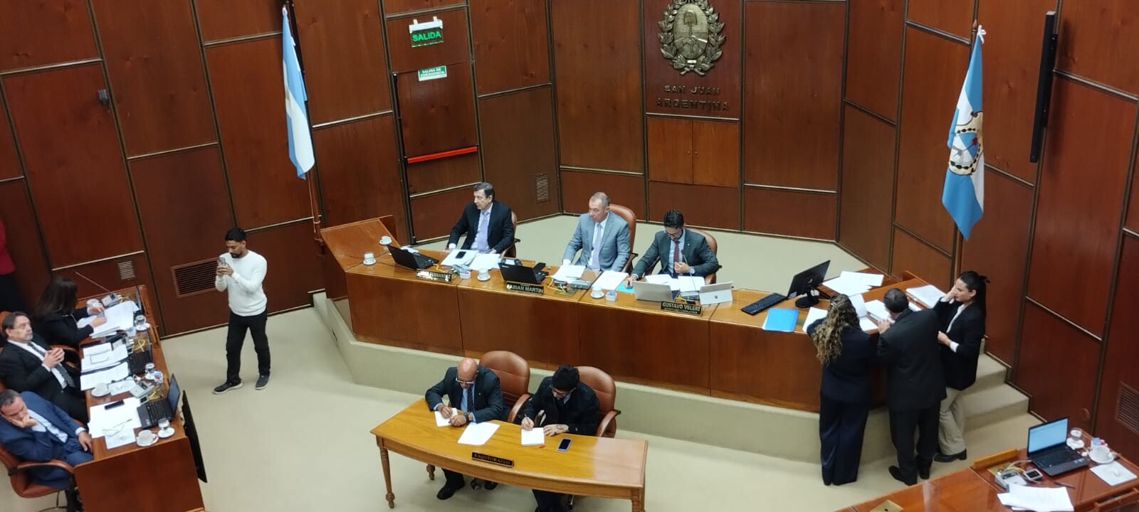 LEGISLATURA: Aprobaron la Ley de operaciones de crédito público