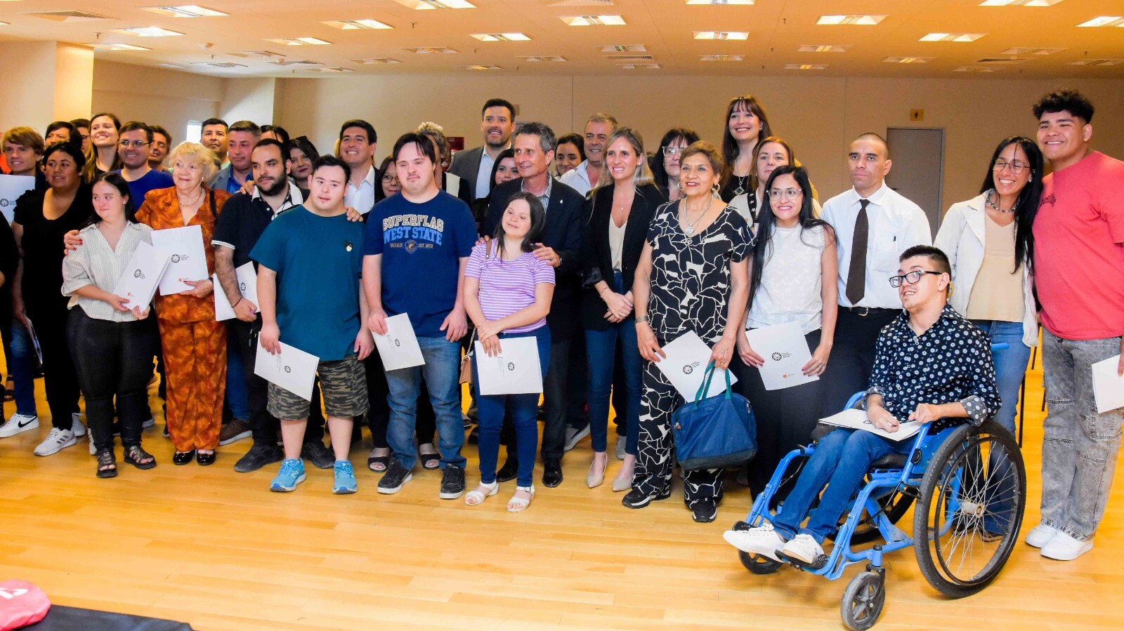 FNS 2025: reafirma su compromiso con la inclusión de personas con discapacidad