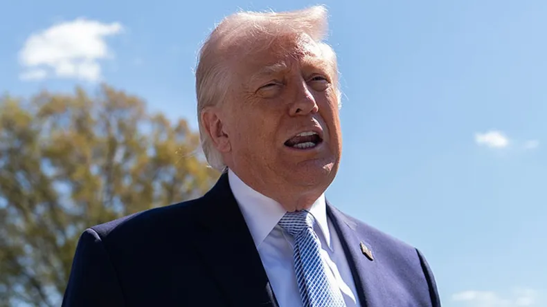 GUERRA EN EL GOLFO (Minuto a minuto) – TRAS EL FRACASO DE LAS NEGOCIACIONES CON IRÁN DONALD TRUMP ORDENÓ EL BLOQUEO DEL ESTRECHO DE ORMUZ.