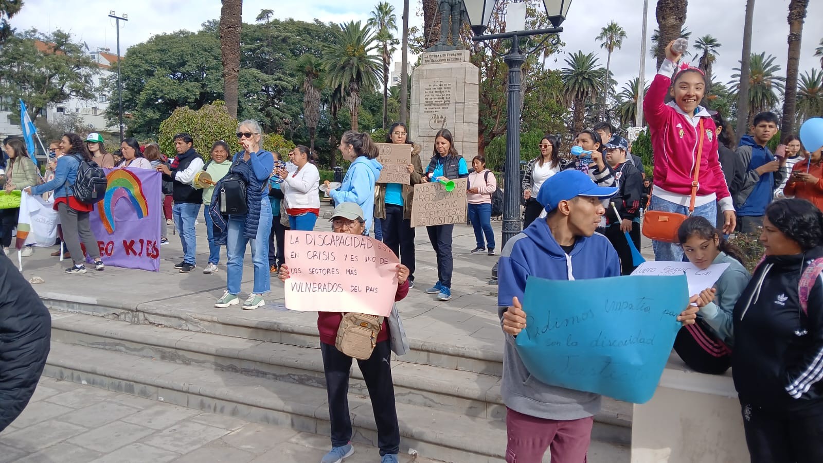 Discapacidad.jpeg Salta se Sumó al Paro Nacional por Discapacidad: Denuncian Pagos Atrasados y Tarifas Desactualizadas