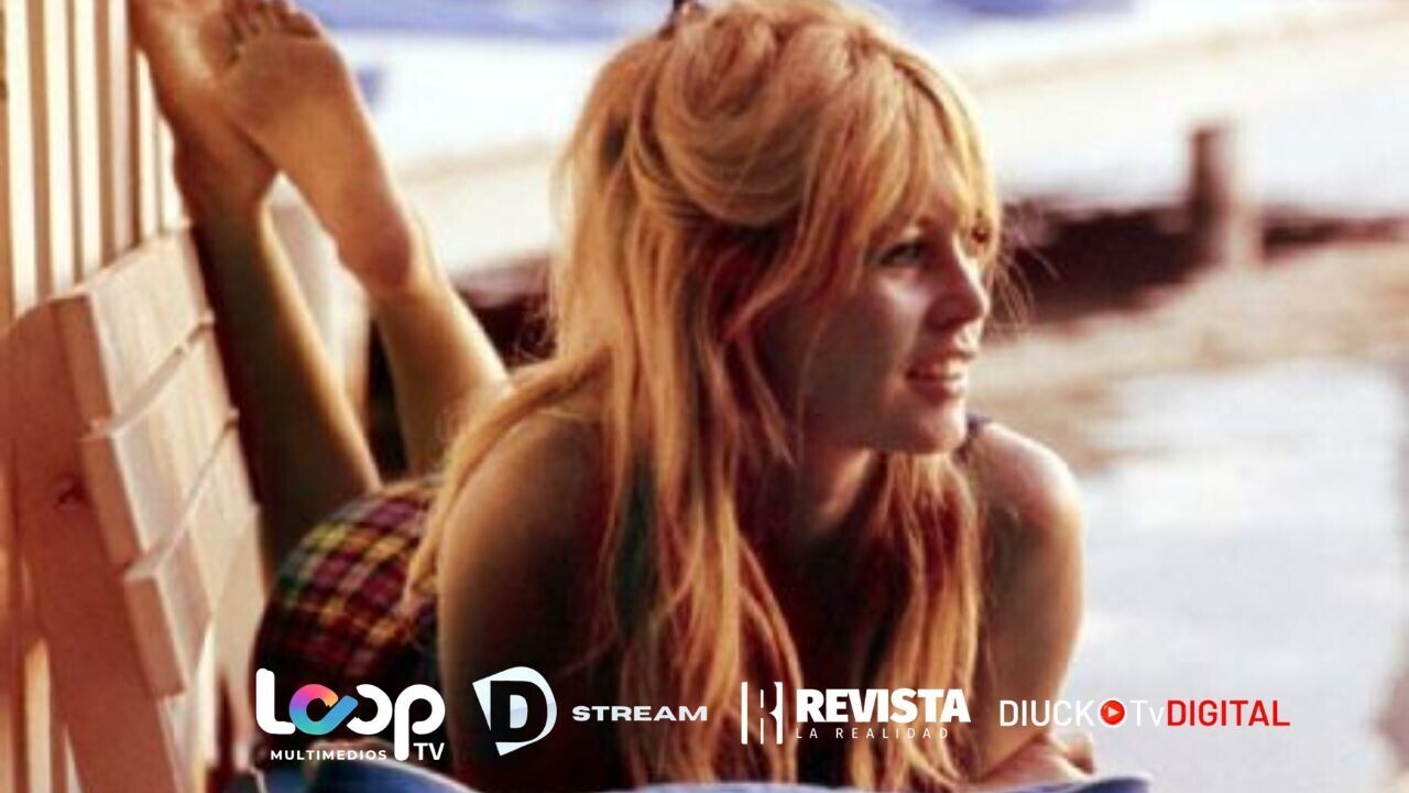BARDOT ETERNA: LA MUJER QUE VOLVIÓ LOCO AL CINE, A LOS HOMBRES Y A LA MORAL