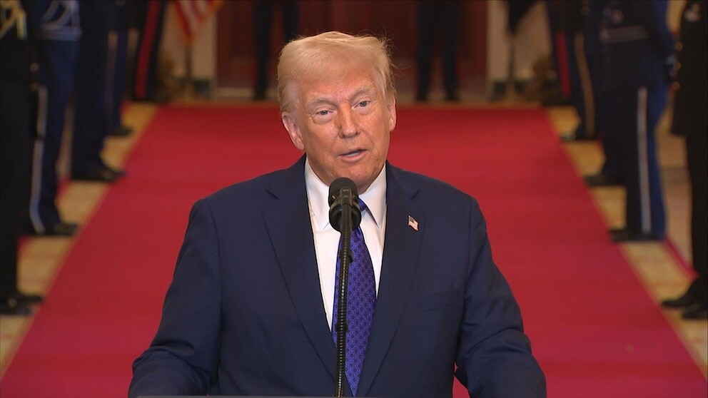 Trump ordenó abrir un centro en Guantánamo para detener a inmigrantes ilegales.