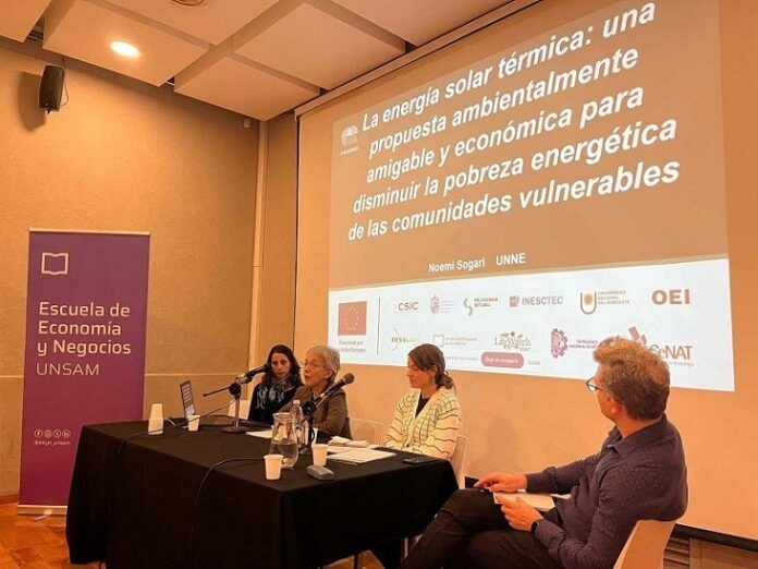 ECO Y NEG.jpg CIENCIA Y TECNOLOGÍA Investigadora expone experiencias con energía solar en seminario de Transición Energética