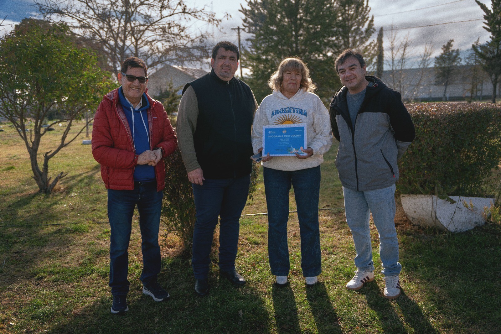 Vecinos del barrio Escritores Argentinos fueron reconocidos por su compromiso ambiental