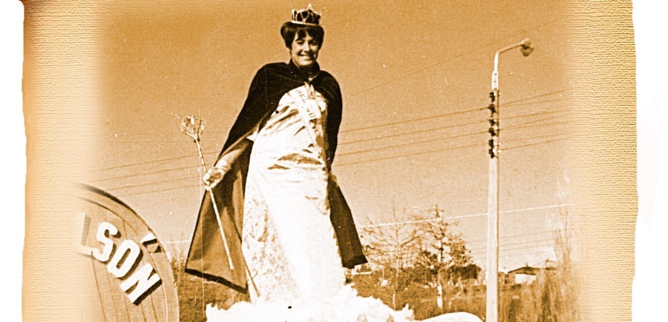 EL BOLSON LUPULO 1969 REINA ALICIA AZCONA.jpeg