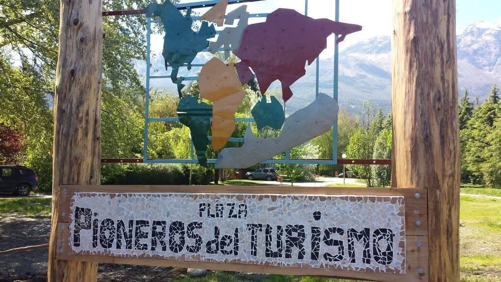 EL BOLSON PALZA TURISMO 1.jpg