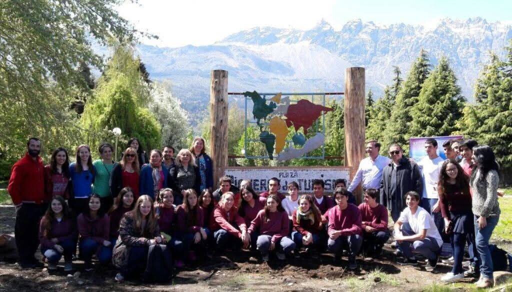 EL BOLSON PALZA TURISMO 3.jpg