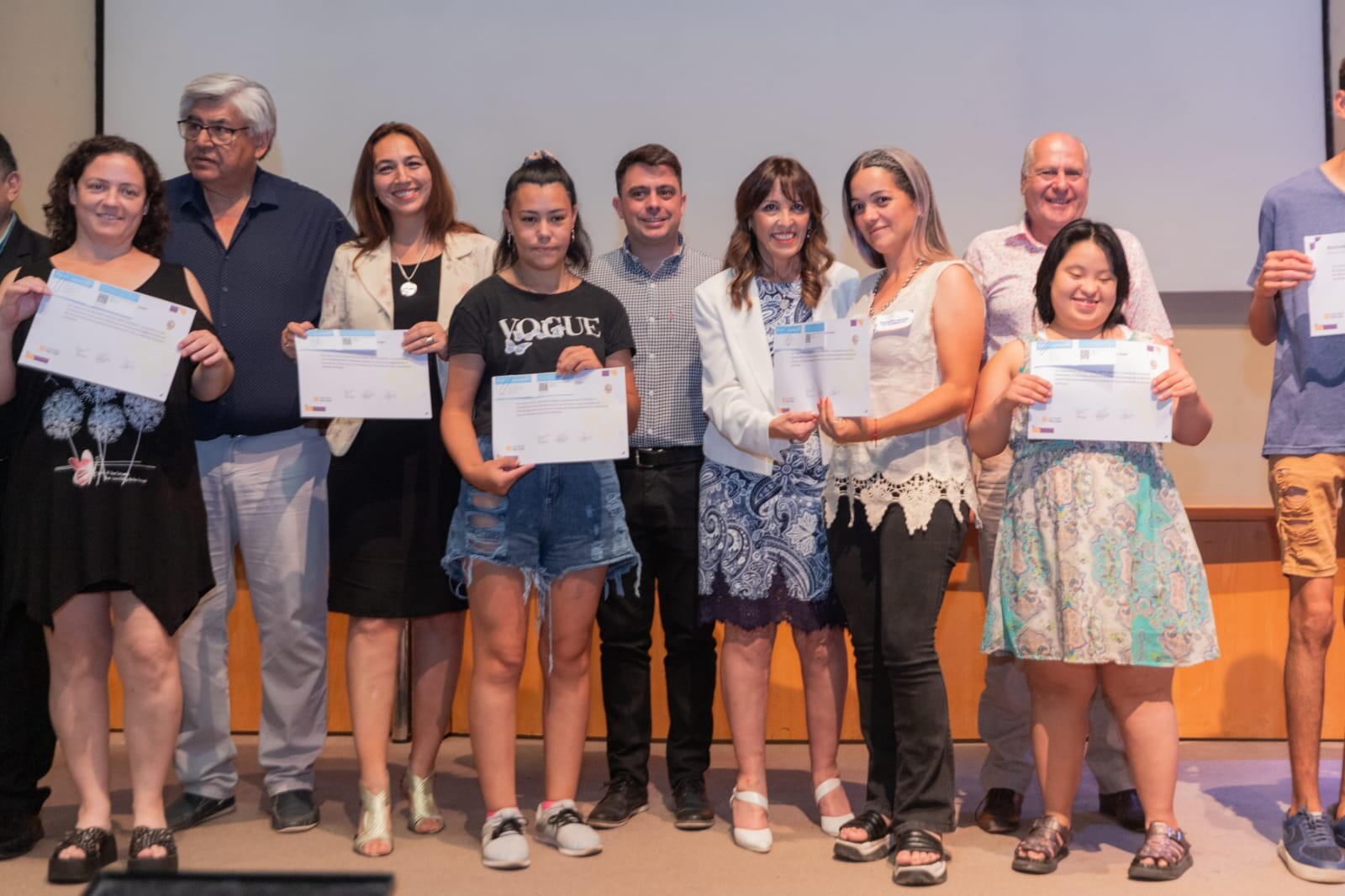 ENTREGA -CERTIFICADOS-2.jpeg