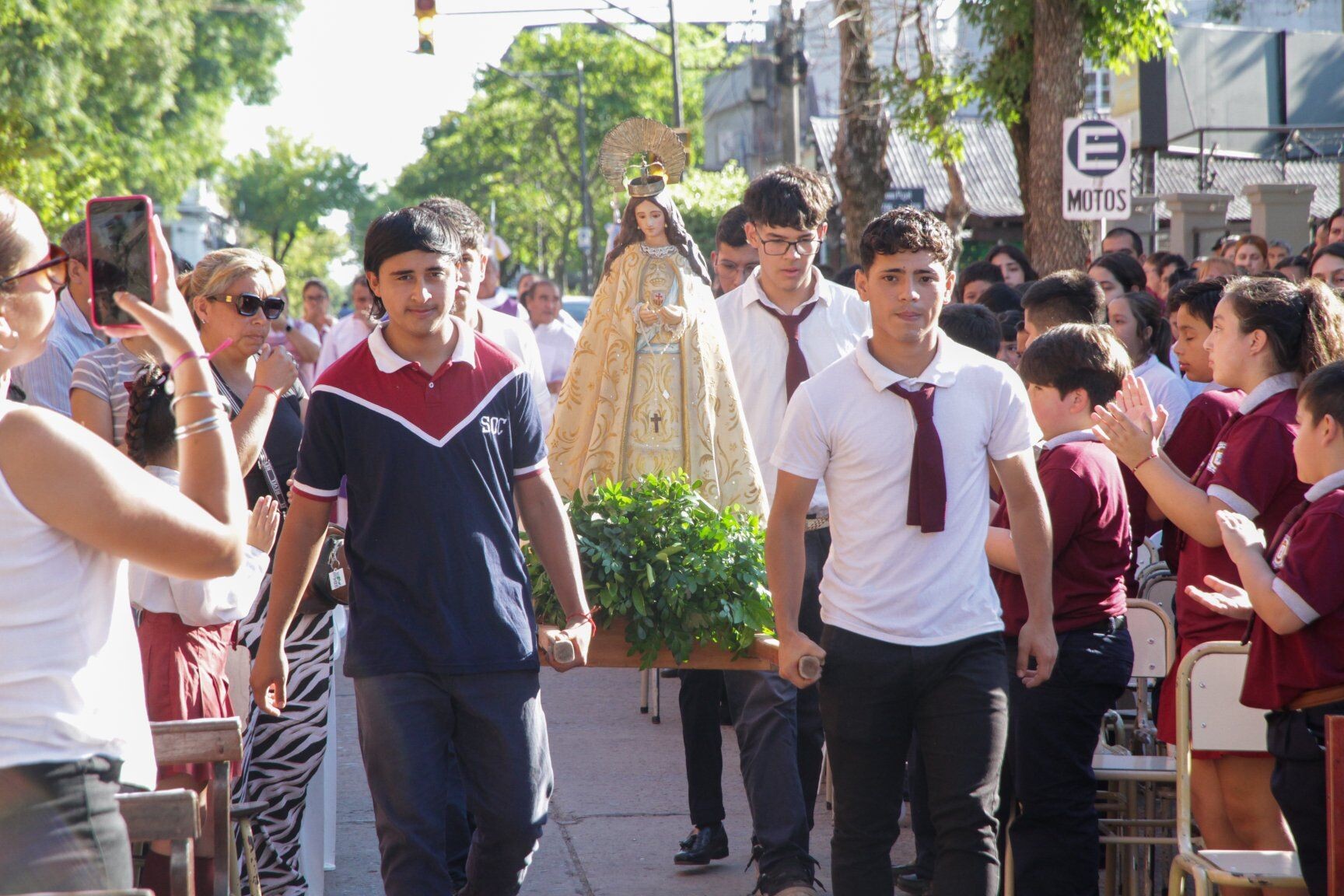 MISA POR EL 63 ANIVERSARIO DE LA ESCUELA PARROQUIAL.