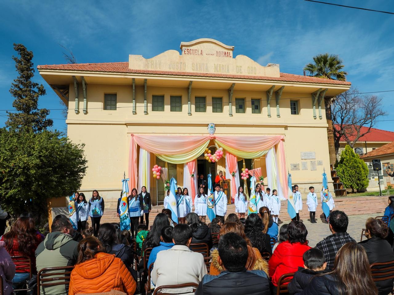 JÁCHAL: 108° aniversario de la Escuela Normal Superior Fray Justo Santa María de Oro