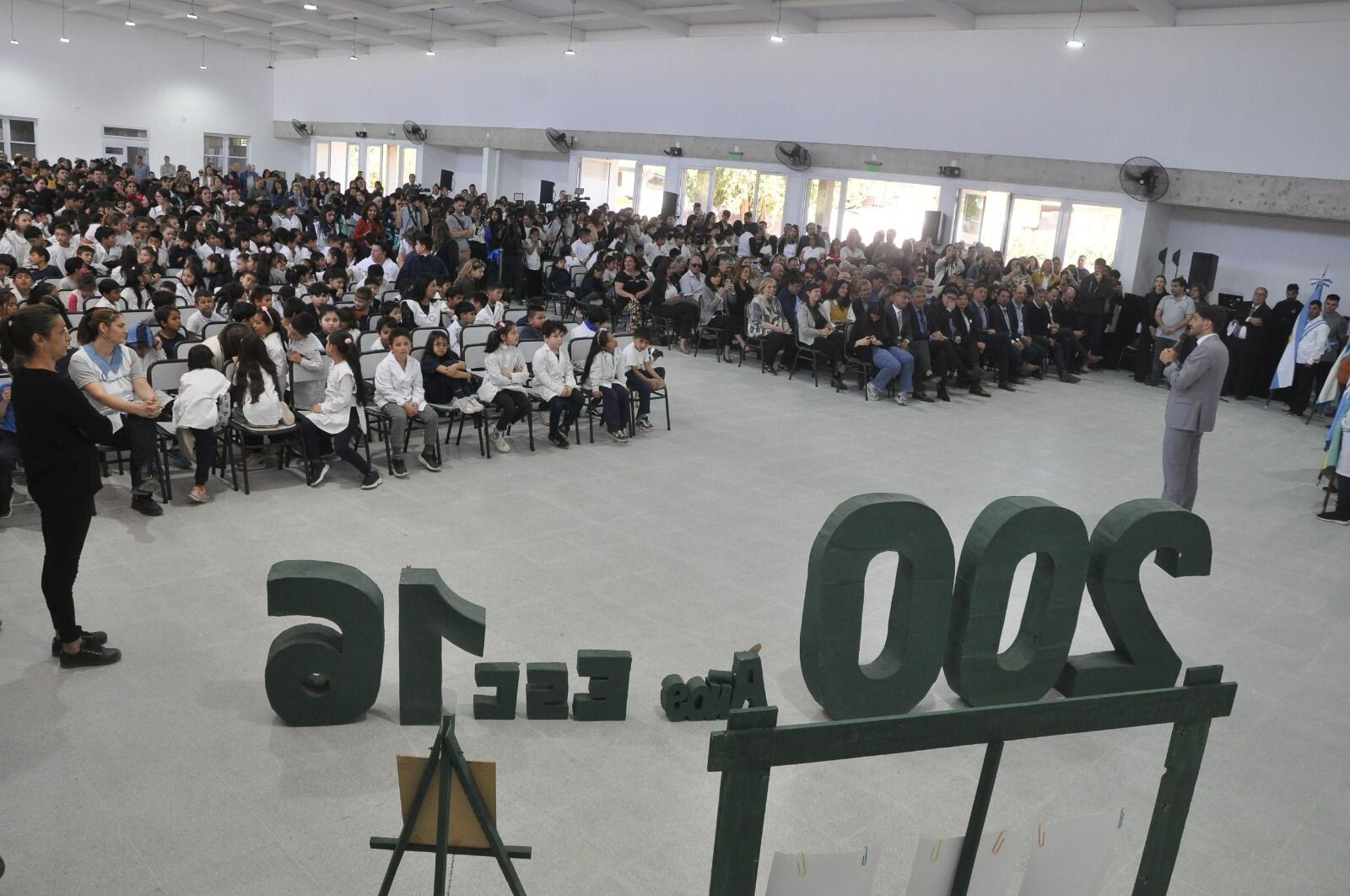 ESCUELA4.jpeg ESCUELA4.jpeg