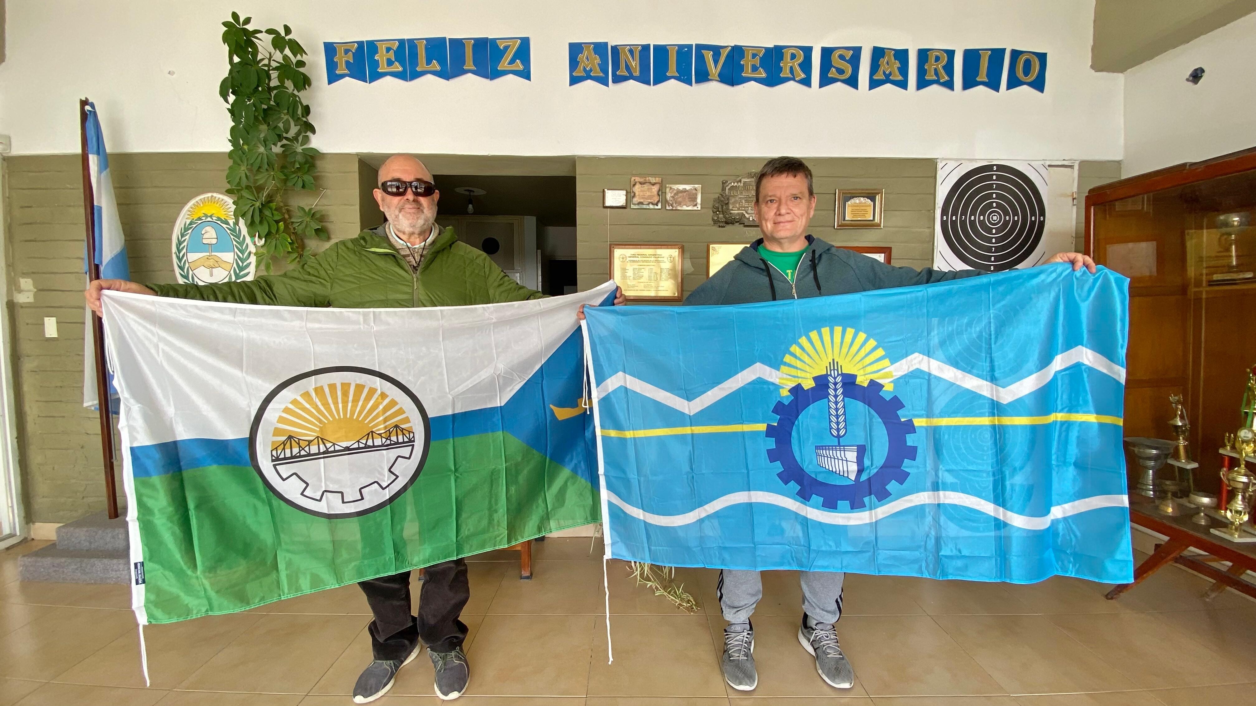 El Municipio hizo entrega de la bandera de Rawson al Tiro Federal «Conrado Villegas»
