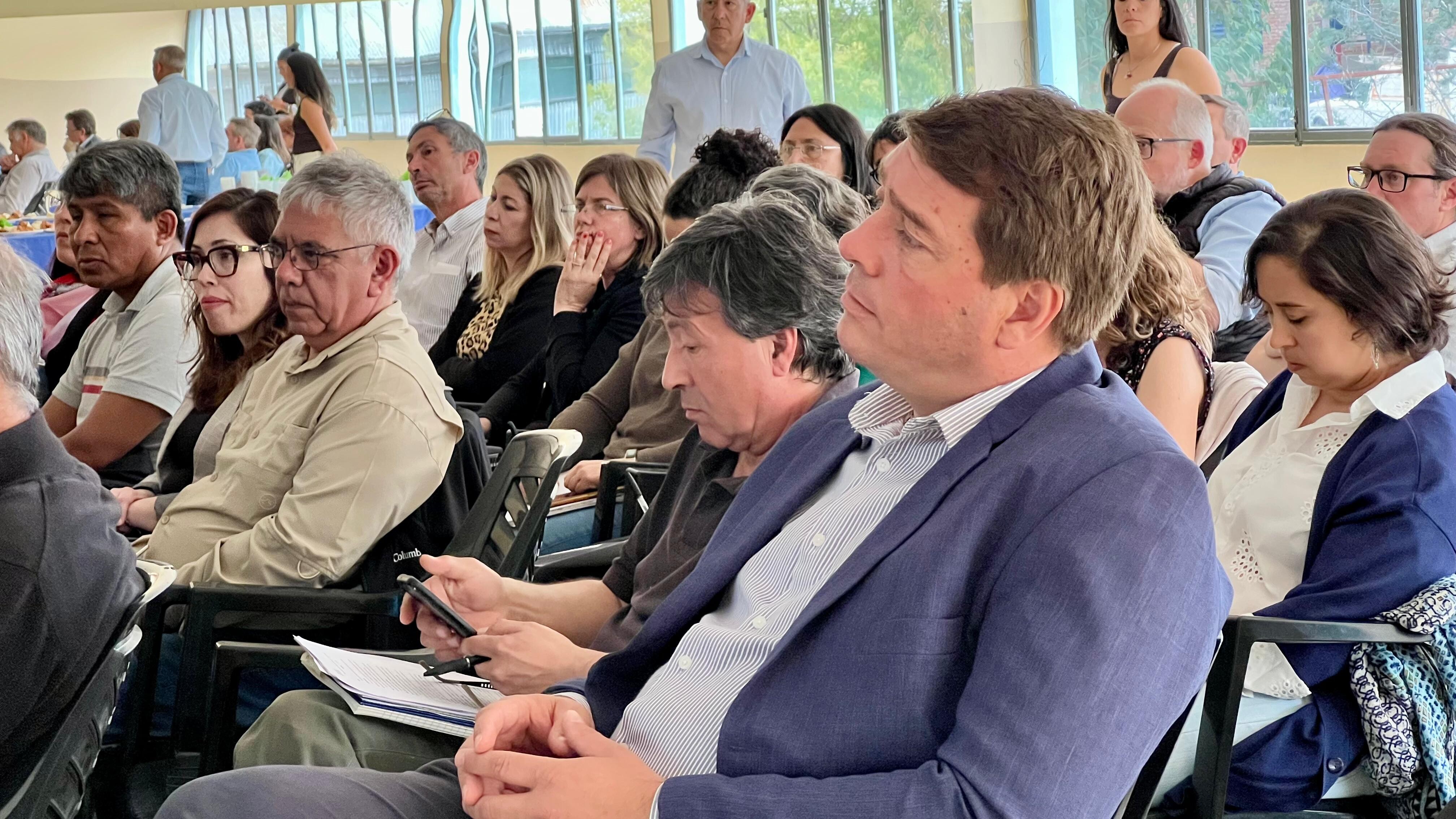 El intendente Biss participó de la reunión del Comité de Cuenca del Río Chubut