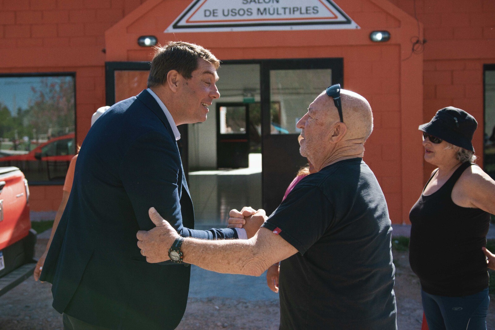 El intendente Biss visitó la Colonia Recreativa de Adultos Mayores (4).jpeg