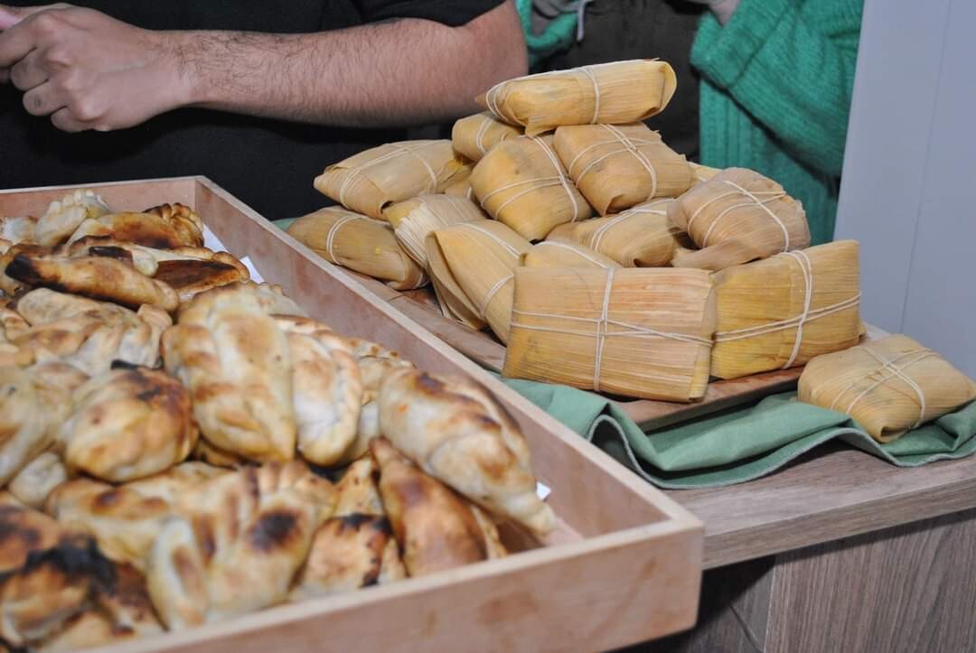 Empanadas y Tamales.jpeg