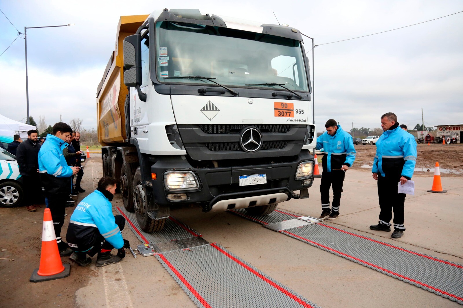 En lo que va del año, Transporte retiró de las rutas bonaerenses más de 3.400 toneladas de sobrepeso en camiones2.jpeg En lo que va del año, Transporte retiró de las rutas bonaerenses más de 3.400 toneladas de sobrepeso en camiones2.jpeg