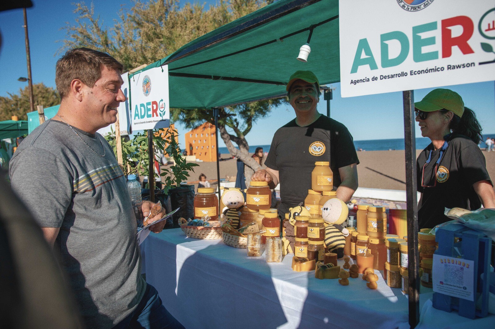 En su 101° aniversario, Playa Unión fue escenario de una nueva Expo Capital de Productores (2).jpeg