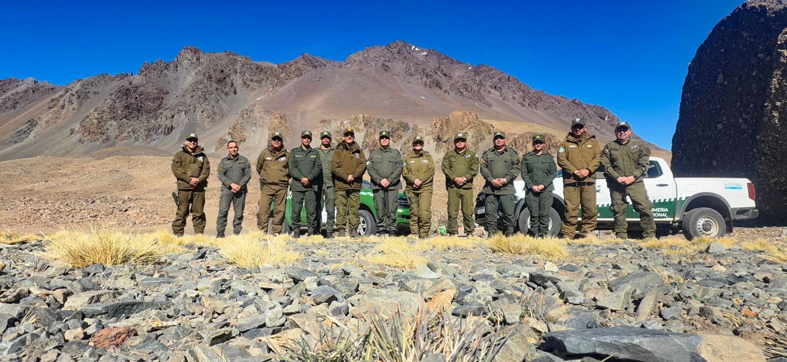 Encuentro de camaradería entre Gendarmes y Carabineros en el Hito 28 (2).jpeg