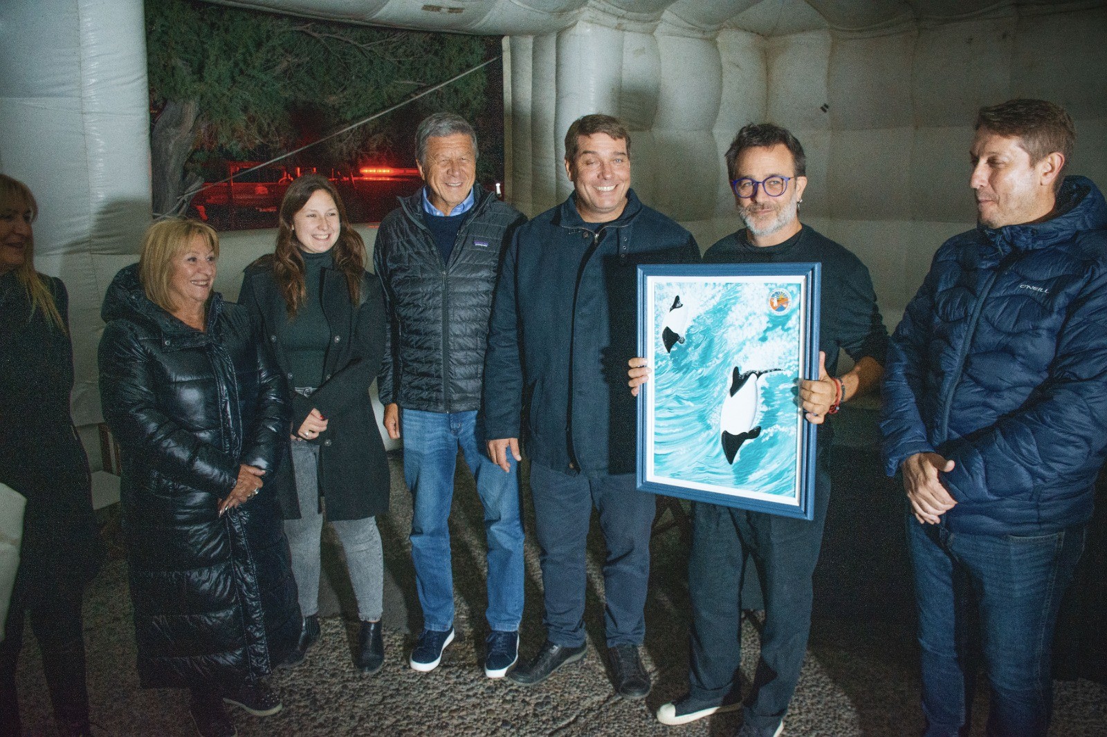 Entrega de reconocimiento a Gaston Pauls.jpeg