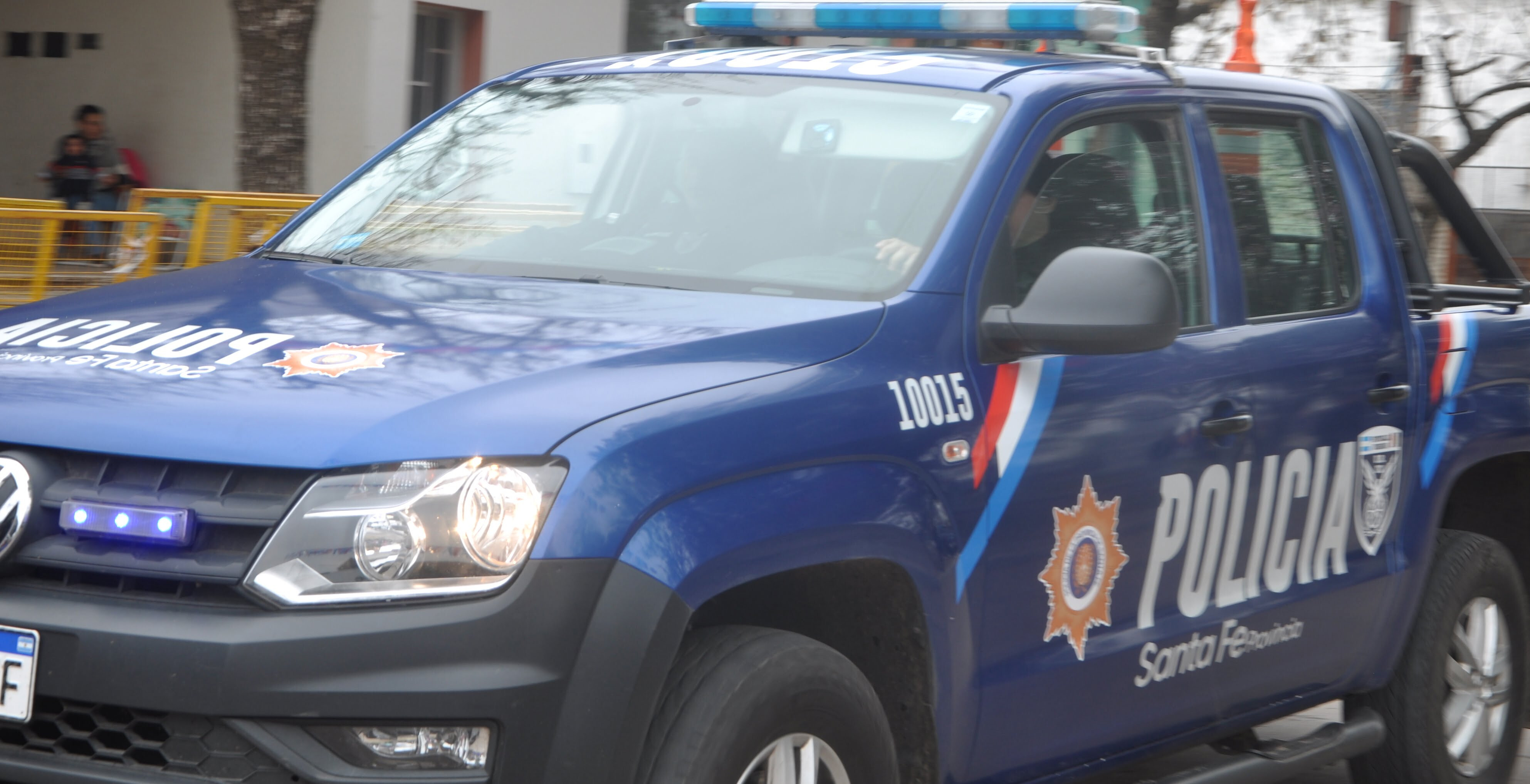 La policía de Tacuarendí detuvo a un “Mal nacido” que agredió a su mujer e intentó matar a su pequeño hijo de siete años de edad.