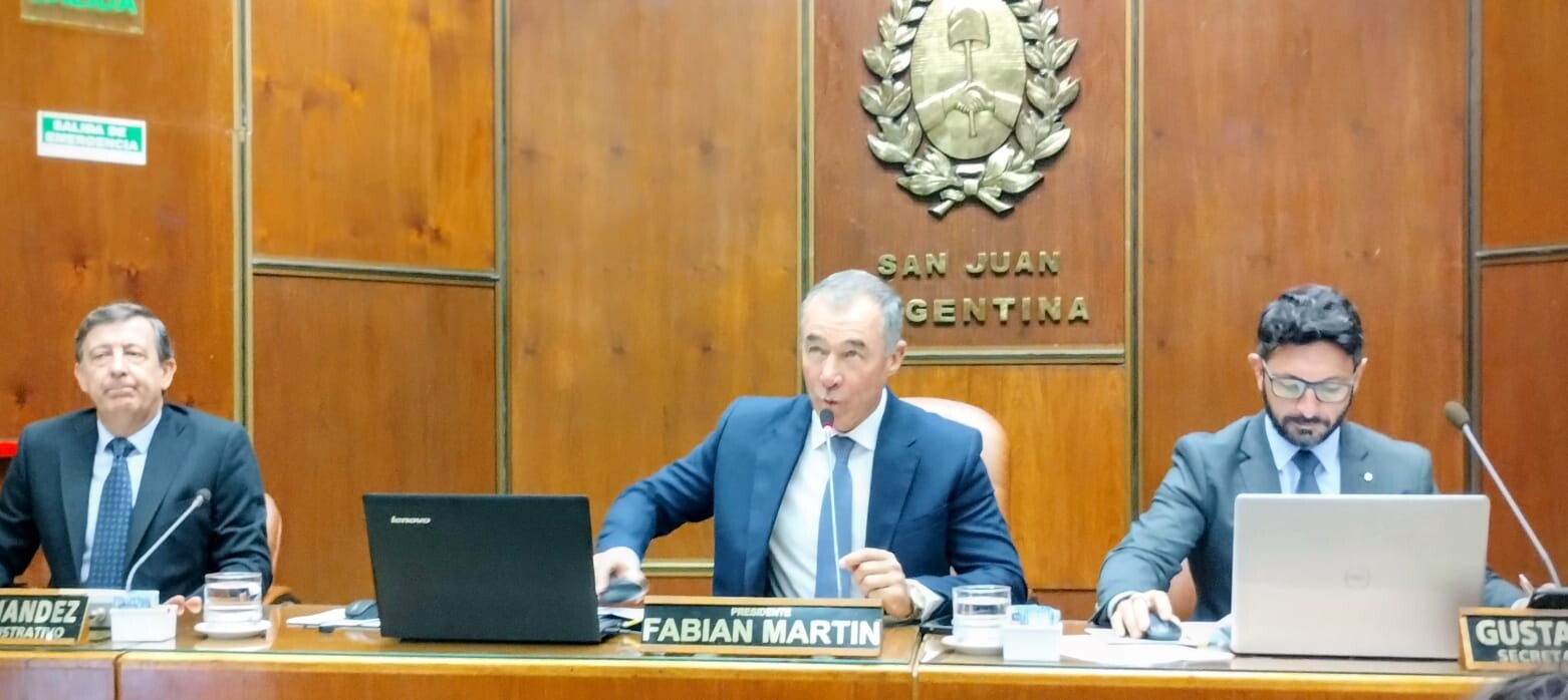 FABIÁN-MARTÍN-FISCAL-GENERAL-4.jpeg FABIÁN-MARTÍN-FISCAL-GENERAL-4.jpeg