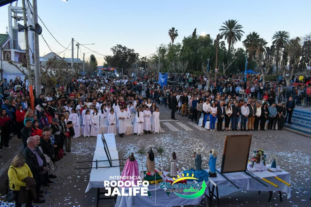 FB_IMG_1725237412746.jpg EN LA FINALIZACIÓN DE LAS NOVENAS DE SANTA ROSA DE LIMA.