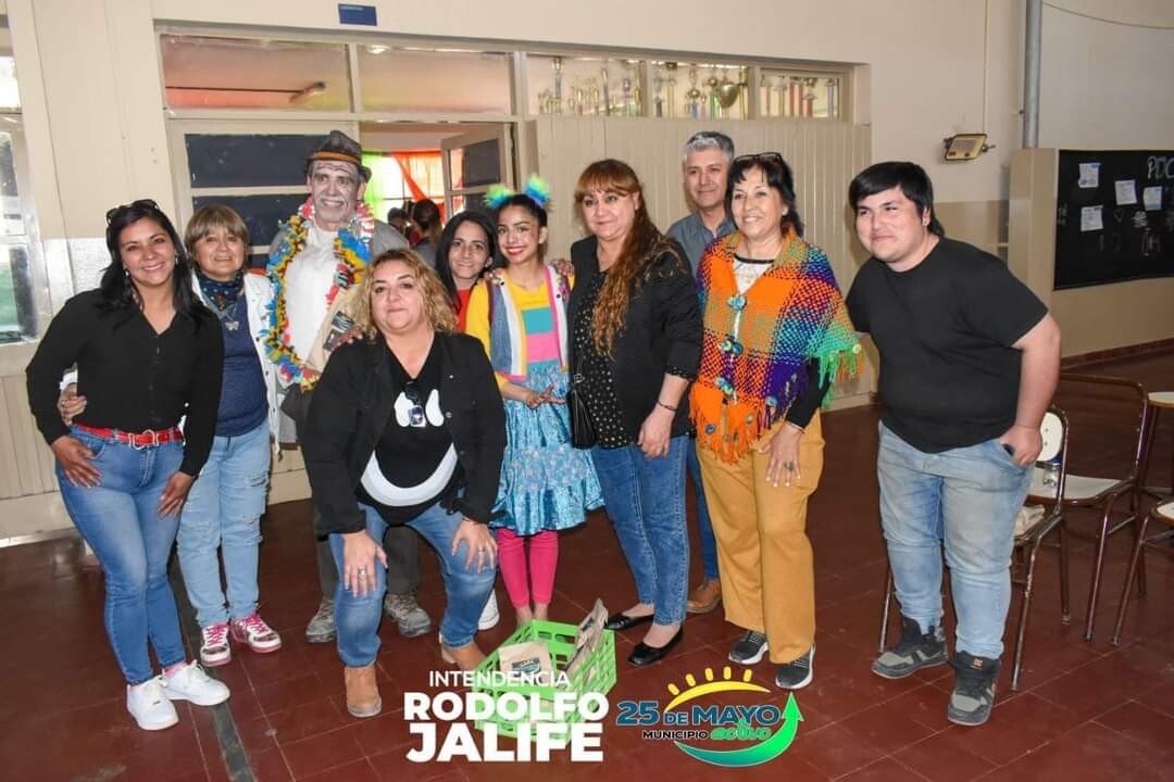 FB_IMG_1725535955404.jpg Municipalidad 25 de Mayo, la camerata San Juan visitó nuestro departamento.