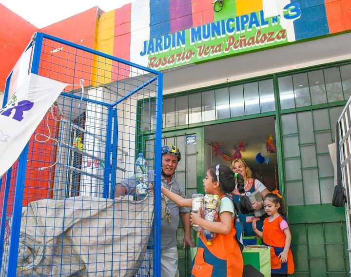 Los jardines de infantes de la municipalidad trabajan en forma articulada con su programa de Ecocanje
