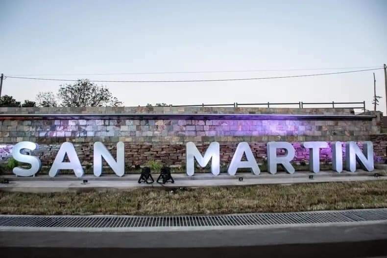 FB_IMG_1726716868756.jpg Intendenta Analía Becerra 💬¡Felices 82 años, querido departamento San Martín!🎊